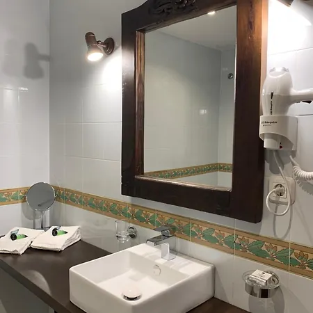 El Jardín Del Laurel - Only Adults - Hotel Candelario