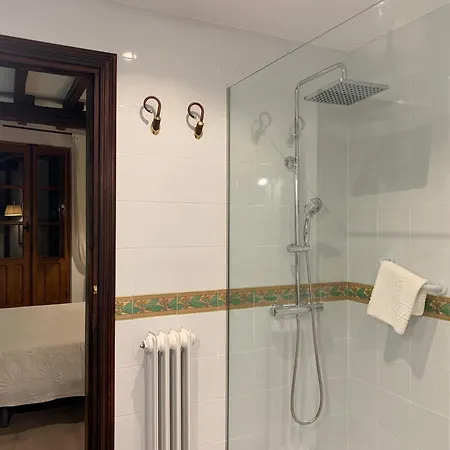Hotel El Jardin Del Laurel 4*
