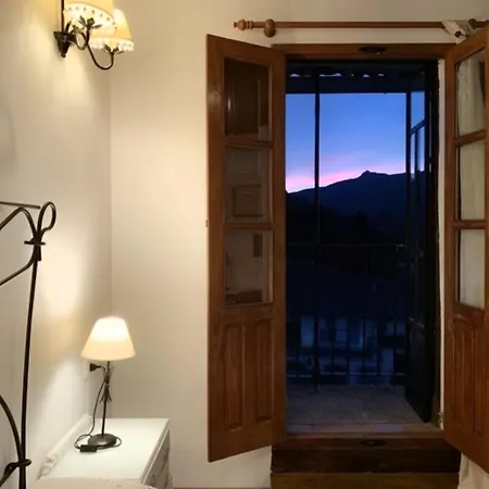 El Jardin Del Laurel - Only Adults - Hotel Candelario
