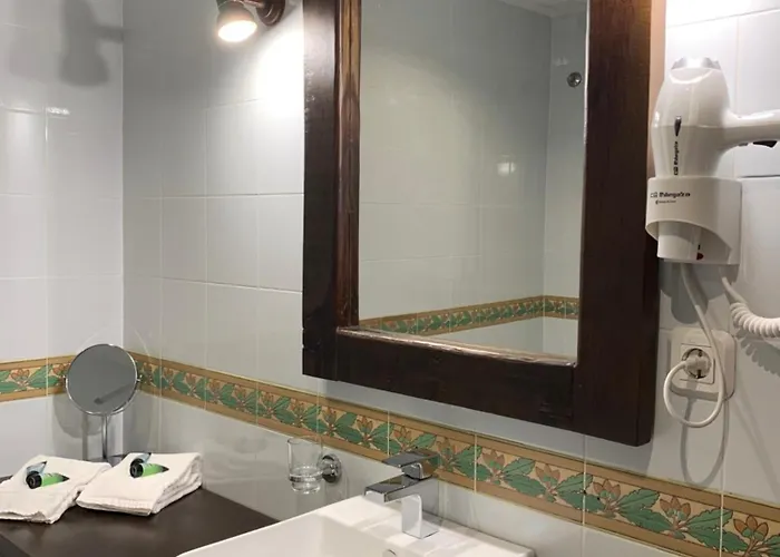 El Jardin Del Laurel - Only Adults - Hotel Candelario